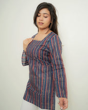 Neelrekha Lace-Up Cotton Short Kurti