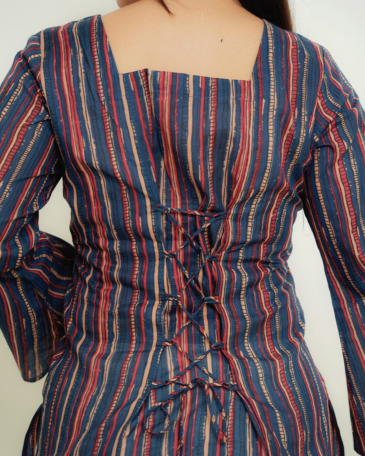 Neelrekha Lace-Up Cotton Short Kurti